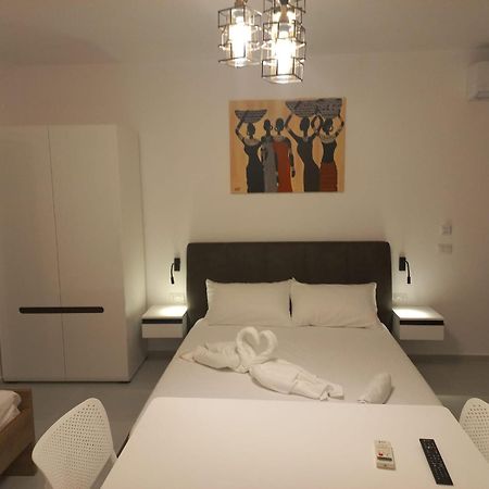 Private Villa Aras 2 - Luxury & Elegance Apartments Vlorë Esterno foto